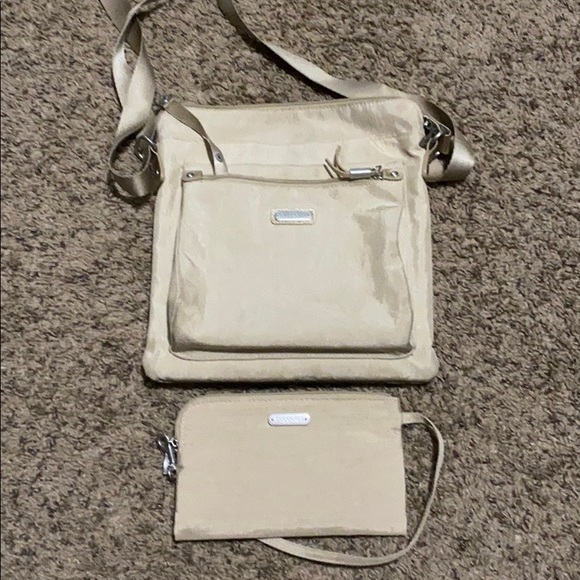 Baggallini purse and wallet